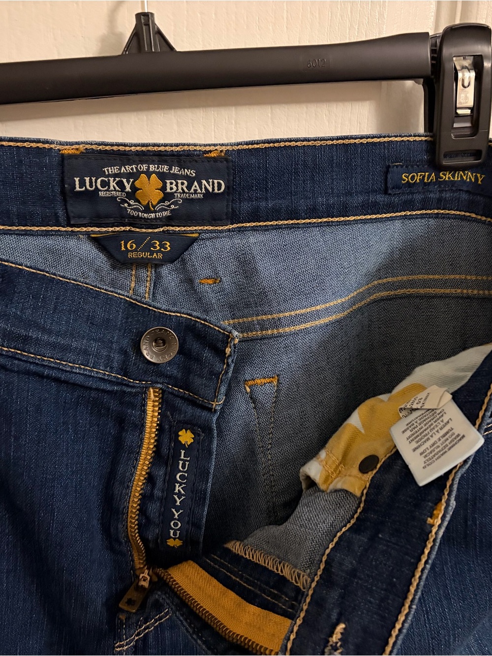Lucky Brand Sofia Skinny Jeans - Picture 3 of 6
